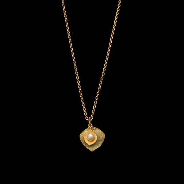 Eucalyptus Round Leaf Dainty Pendant - 16