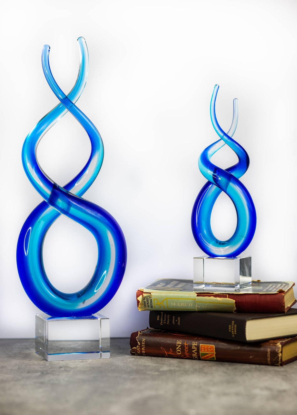 Touch Of The Blues Murano Style Art Glass Centerpiece H18