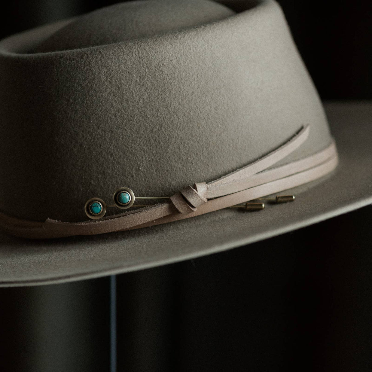 Gibbon Hat Pin // Turquoise // 3.5