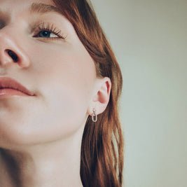 OVAL LINKED CRYSTAL DROP EARRINGS - Silver