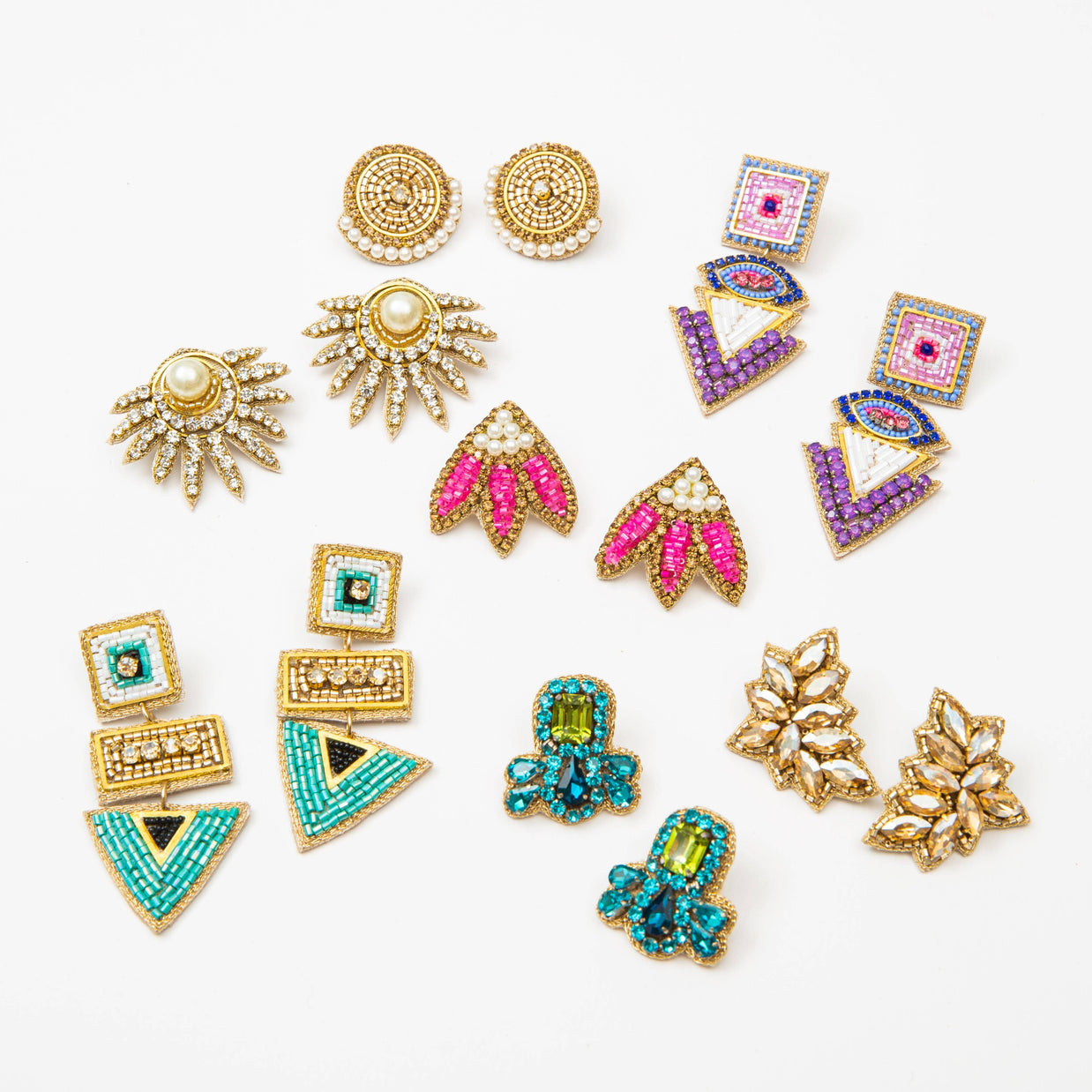 Wynwood Studs in Gold/Pearl