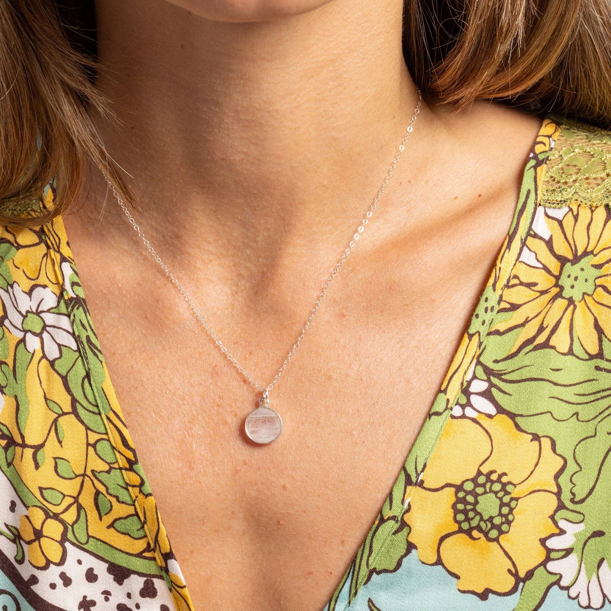 Moonstone 925 Sterling Silver Circle Shape Pendant on Cable Chain
