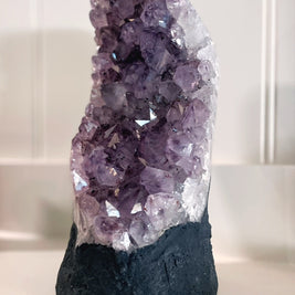 Decor Amethyst Cut Base - 9.5