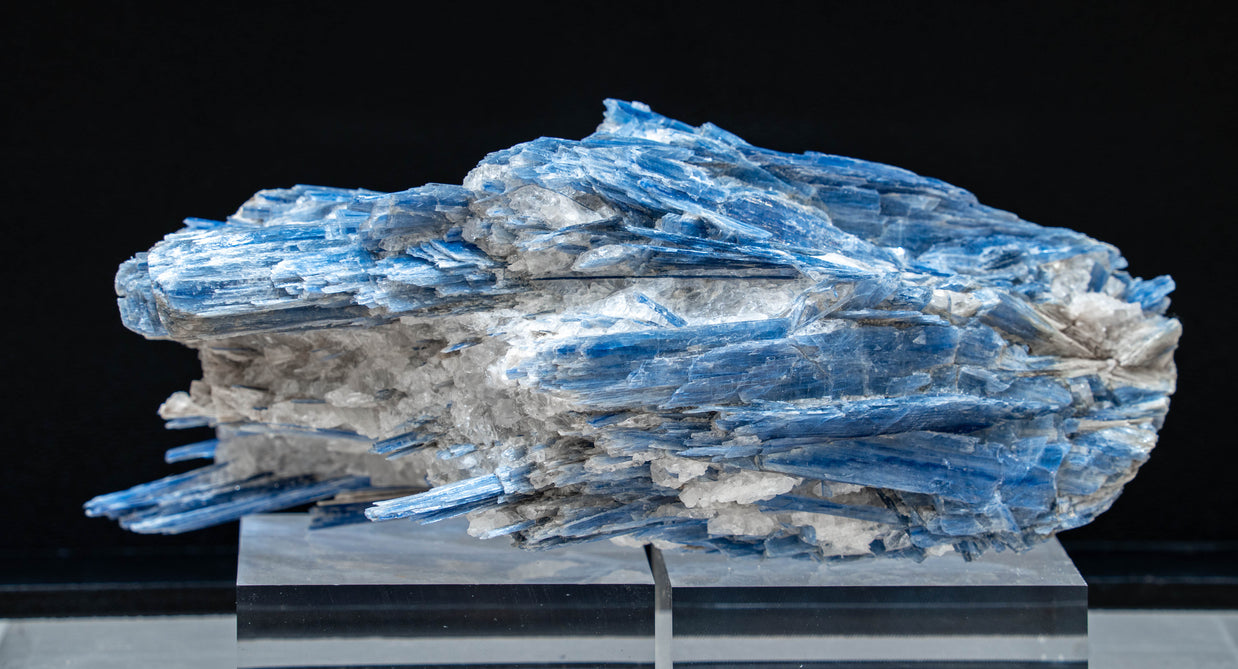 Large KYANITE specimen - 8