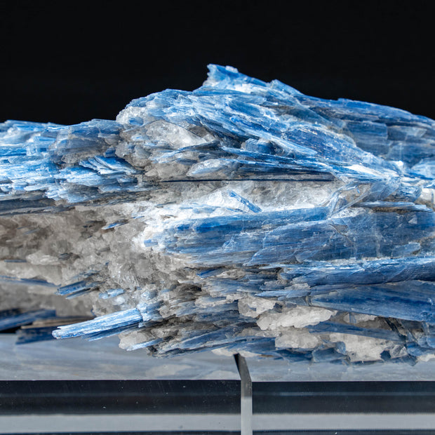 Large KYANITE specimen - 8"