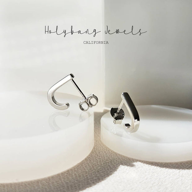 BAR STUD EARRINGS - 6mm Silver