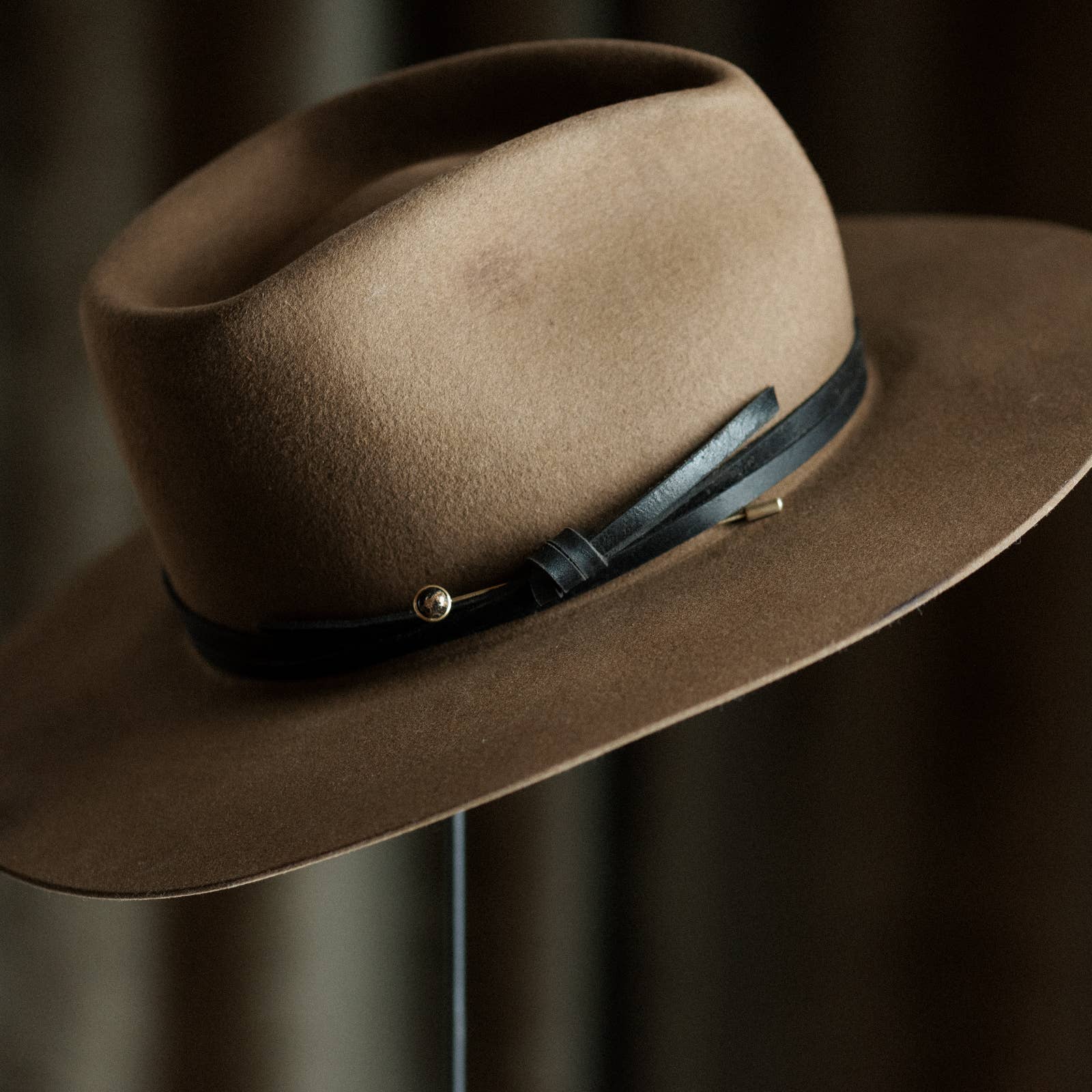 Hyalite Hat Pin // Copper Obsidian // 3.5