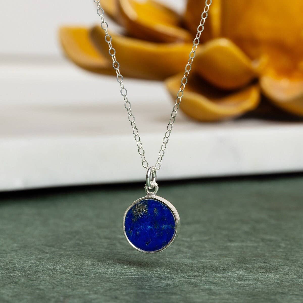 Lapis Lazuli 925 Sterling Silver Circle Shape Pendant on Cable Chain