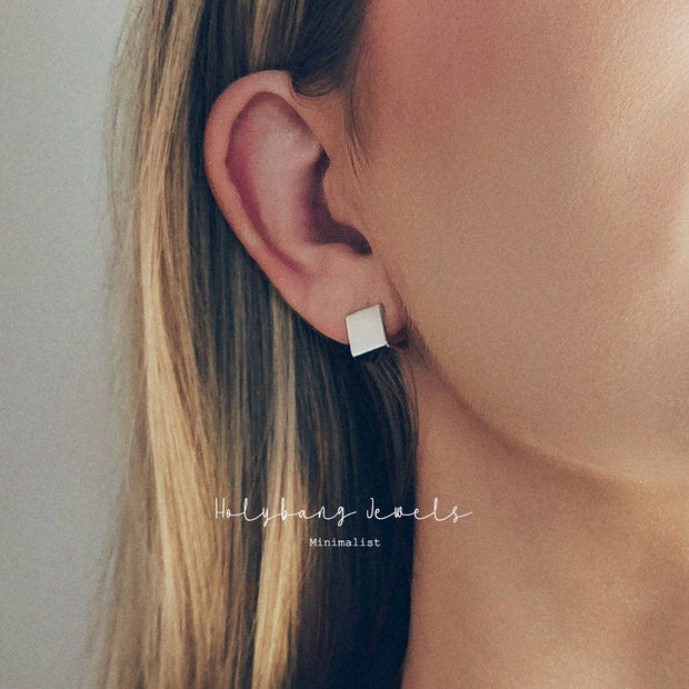 SQUARE HUGGIE EARRINGS - 6mm Silver